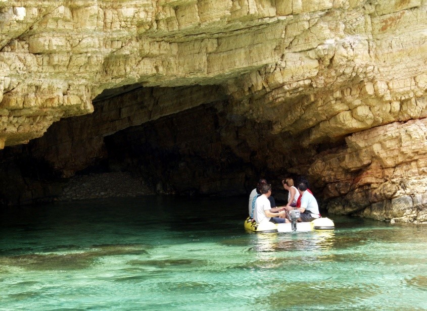 swim at the beautiful Rina cave